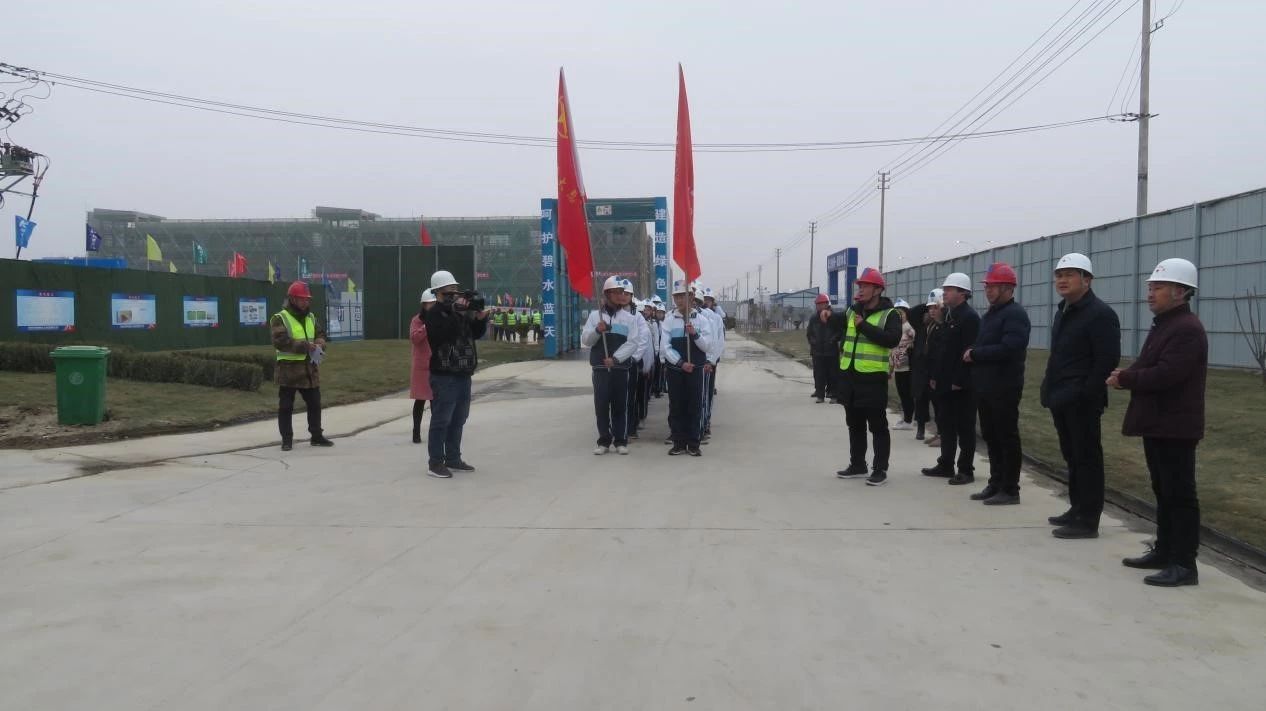 情系建設(shè)者，寒冬送溫暖